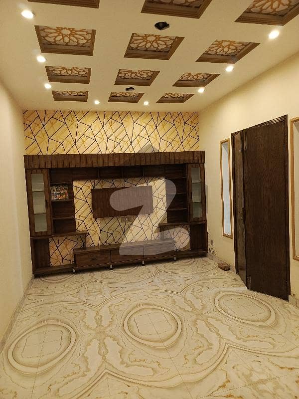 اتحاد کالونی ملتان روڈ,لاہور میں 4 کمروں کا 5 مرلہ مکان 2.9 کروڑ میں برائے فروخت۔