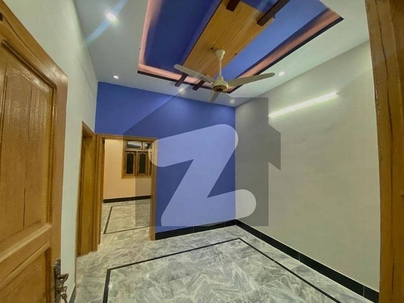 Prime Location House Of 5 Marla Available For sale In Hayatabad Phase 4 - N1