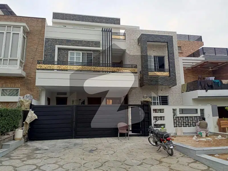G13.10 MARLA 35X70 BRAND NEW LUXURY SOLID HOUSE FOR SALE IN G13 PRIME LOCATION