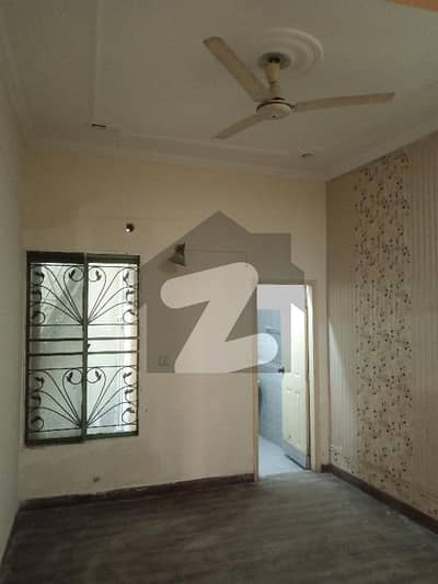 علامہ اقبال ٹاؤن ۔ رچنا بلاک علامہ اقبال ٹاؤن,لاہور میں 8 کمروں کا 2 کنال مکان 16.0 کروڑ میں برائے فروخت۔