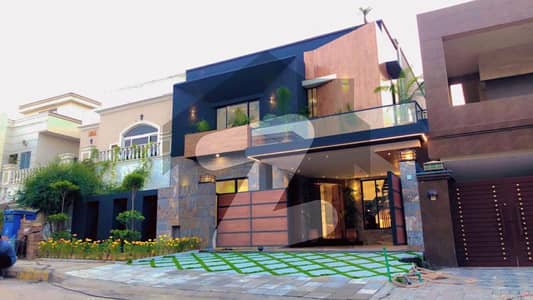 Designer House Up For Sale Bahria Town Extraland