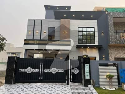 10 MARLA BRAND NEW HOUSE AVAILABLE FOR SALE IN UET HOUSNG SOCIETY