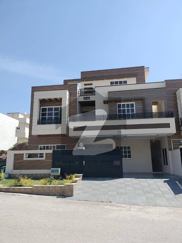 Brand New Luxury Good Location 40 X 80 House For Sale In G-13 Islamabad