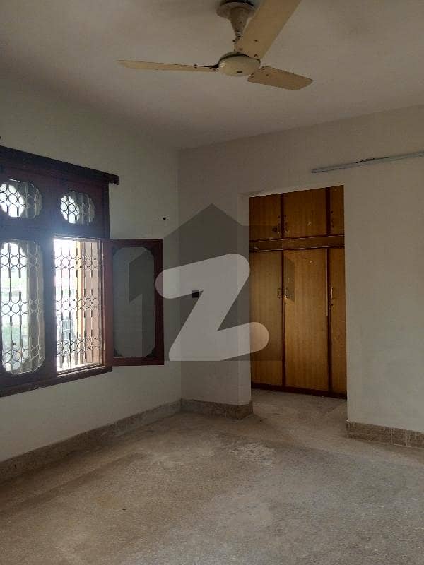 Hayatabad Phase 7 3 Marla Upper Portion Available For Rent