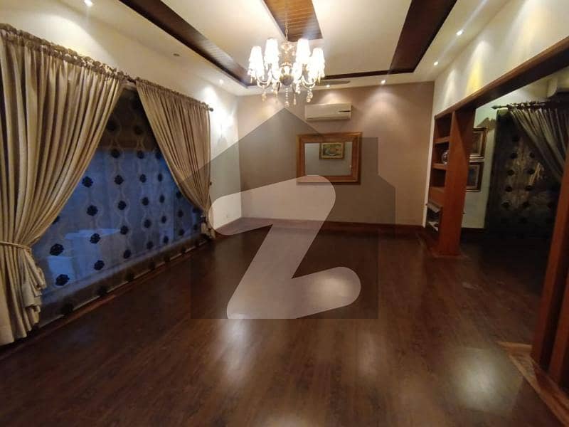 ڈی ایچ اے فیز 4 ڈیفنس (ڈی ایچ اے),لاہور میں 2 کمروں کا 1 کنال زیریں پورشن 1.35 لاکھ میں کرایہ پر دستیاب ہے۔