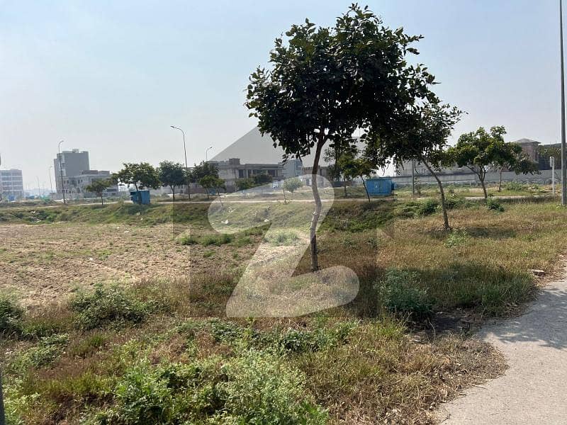 ڈی ایچ اے 9 ٹاؤن ۔ بلاک ڈی ڈی ایچ اے 9 ٹاؤن,ڈیفنس (ڈی ایچ اے),لاہور میں 5 مرلہ رہائشی پلاٹ 88.0 لاکھ میں برائے فروخت۔