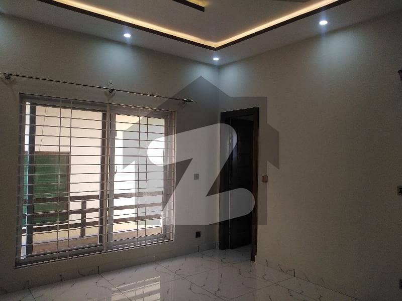 3200 Square Feet House For Sale In I-8/2 Islamabad In Only Rs. 95000000