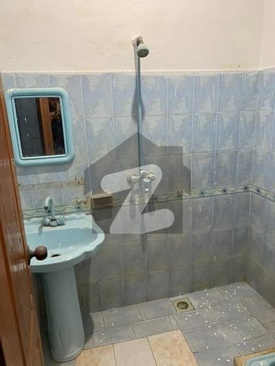 5 Marla Beautiful double story house urgent for Rent in sabzazar