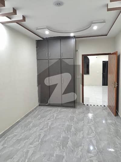 5 Marla Beautiful double story house urgent for Rent in sabzazar
