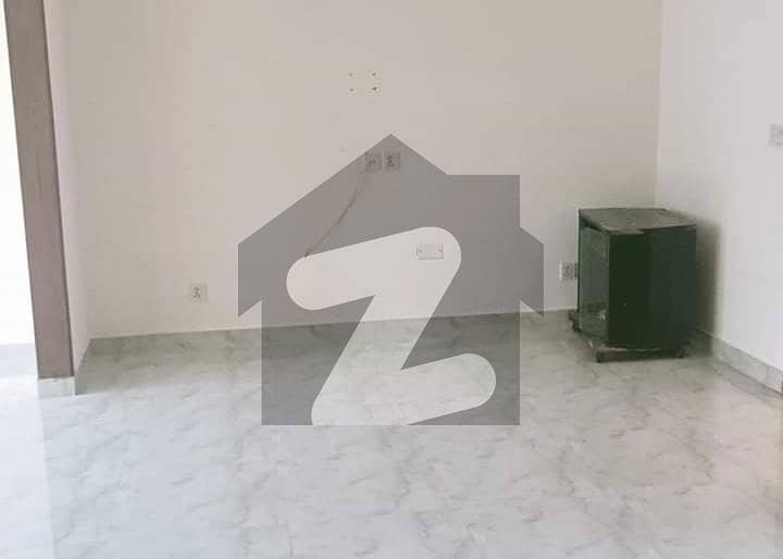 5 Marla House Available For Rent In DHA Phase 6 Lahore