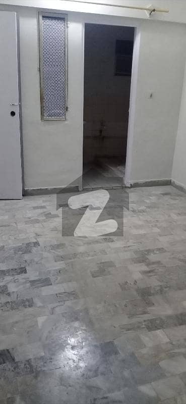 Affordable Flat Of 750 Square Feet Is Available For sale 5th Floor west open Car parking available morbal floor all fesiletes VIP location with lift