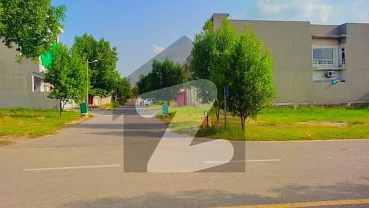 40X80 PLOT FOR SALE IN F17 MPCHS ISLAMABAD