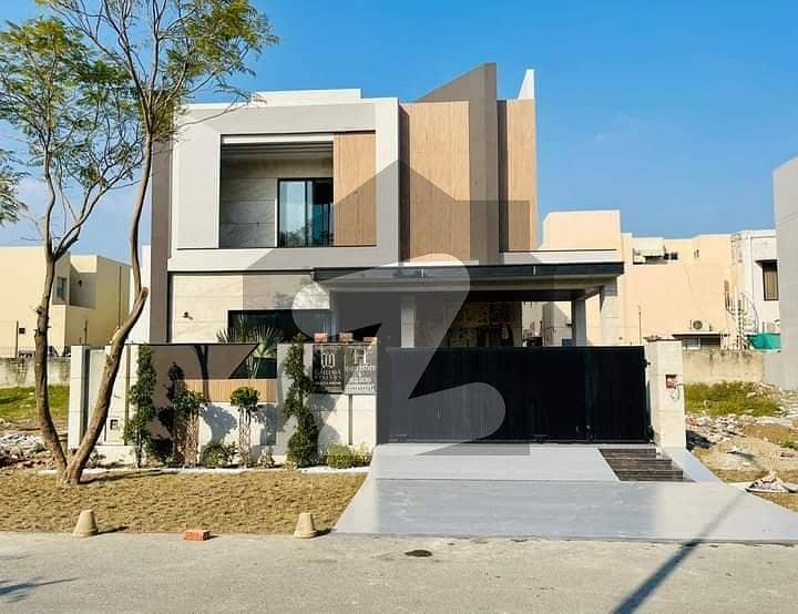 10 Marla House For Sale Available In Tariq Gardens Lahore