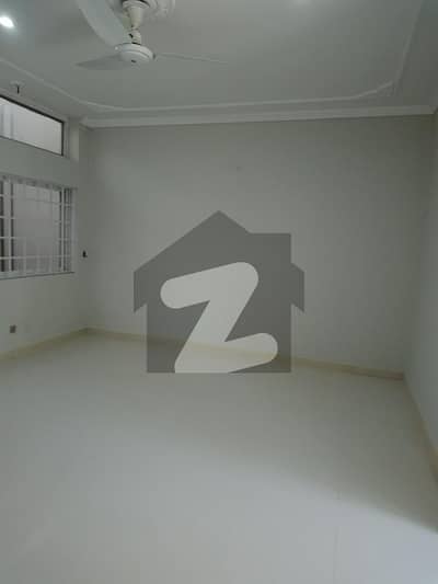 ای ۔ 11 اسلام آباد میں 5 کمروں کا 11 مرلہ مکان 2.5 لاکھ میں کرایہ پر دستیاب ہے۔