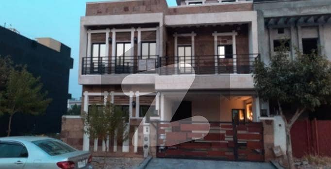 Bahria Enclave Lower Portion Available For Rent