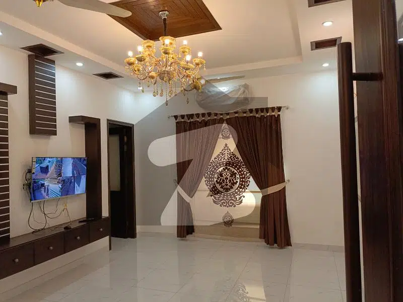 10 Marla Near Park House With Full Basement At Prime Location For Sale In DHA Phase 4 Lahore