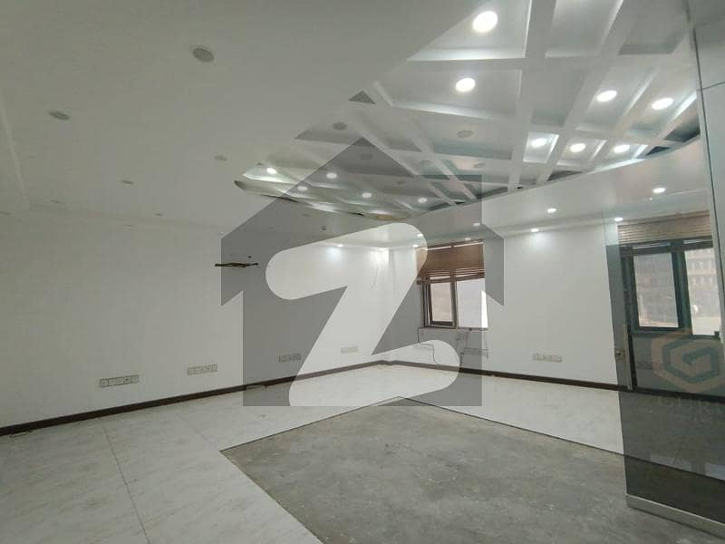 1200 Sqft Office Space Available On Rent In F-11 Markaz Main Road Located Building