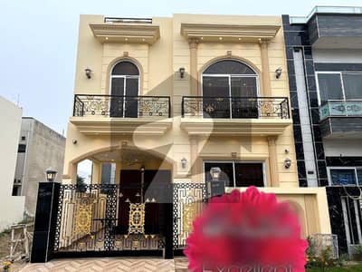 GOOD LOCATION 5 MARLA MODERN DOUBLE STORY HOUSE AVAILABLE FOR SALE IN DHA 11 RAHBAR PHASE 4