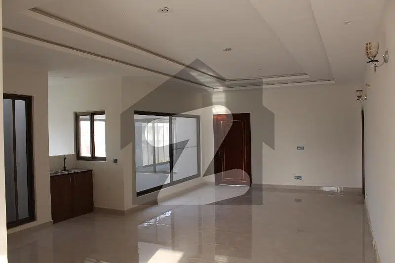 272 Sq Yds Villa Available For Sale 200 Meters Drive From Mian Gate Of Bahria