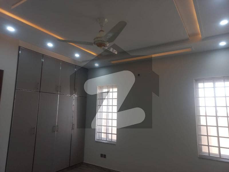 10 marla lower portion available for rent bahria town lahore