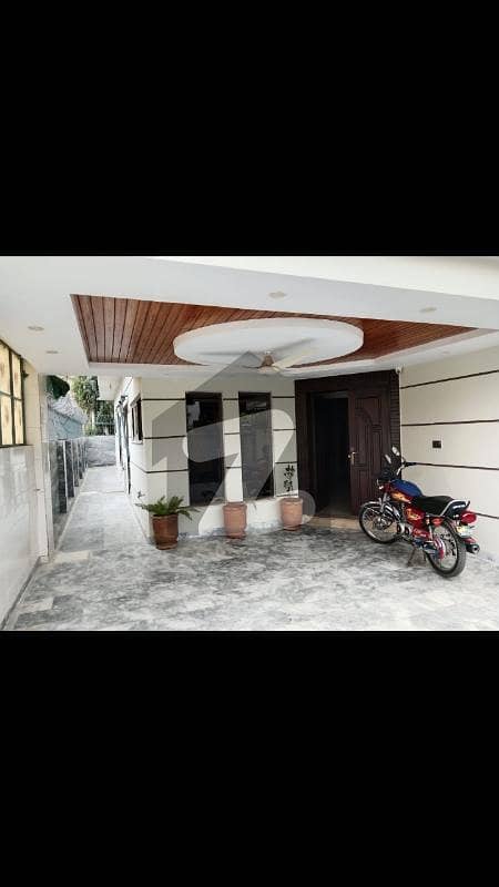 10 Marla House For Rent In Sector B Phase 8 Bahria Town Rawalpindi