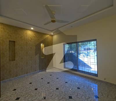 ULTRA MODERN 10 MARLA HOUSE FOR SALE BAHRIA ORCHARD LAHORE