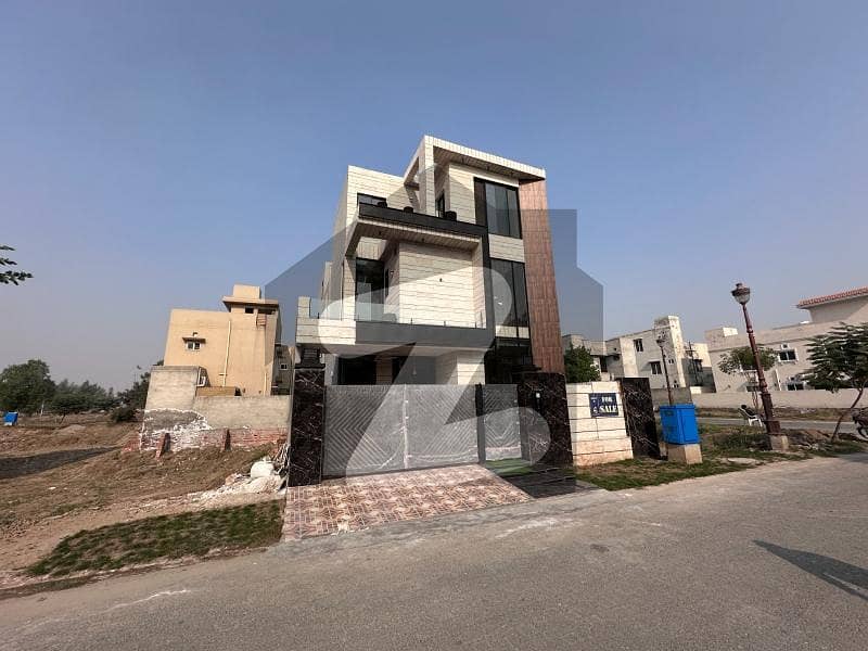 10 Marla Modern Design House For Sale In M2a Lake City Lahore
