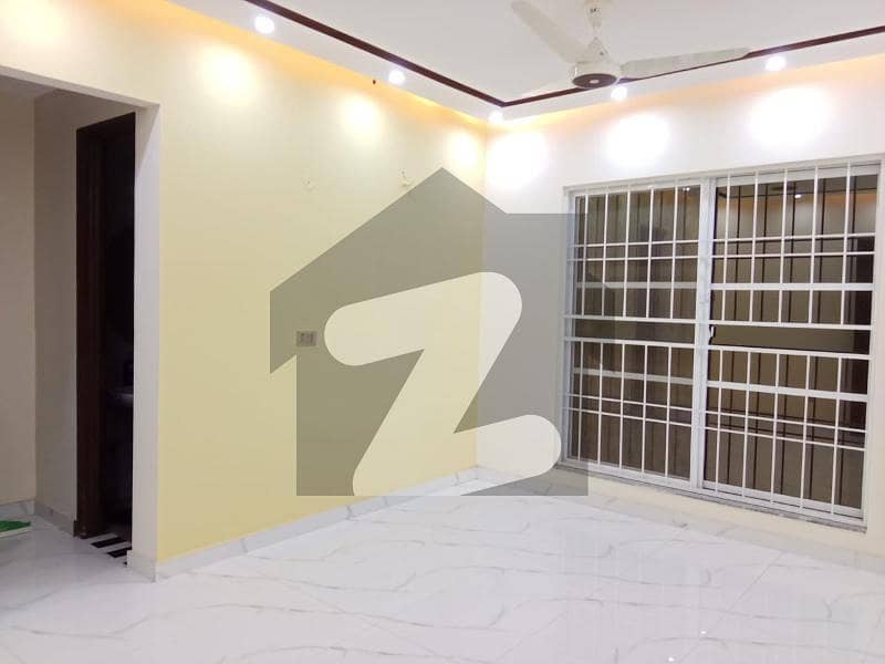 8 MARLA BRAND NEW LOWER PORTION FOR RENT BAHRIA ORCHARD LAHORE