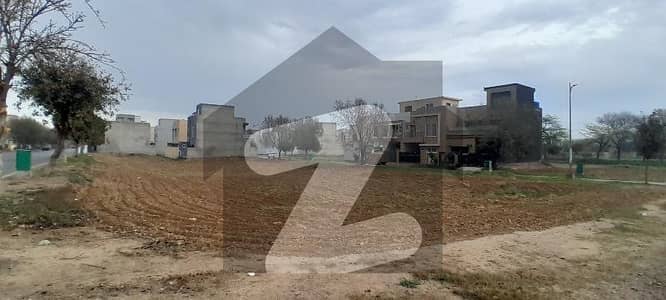 Corner Residential Plot Available For Sale In New Lahore City - Block D