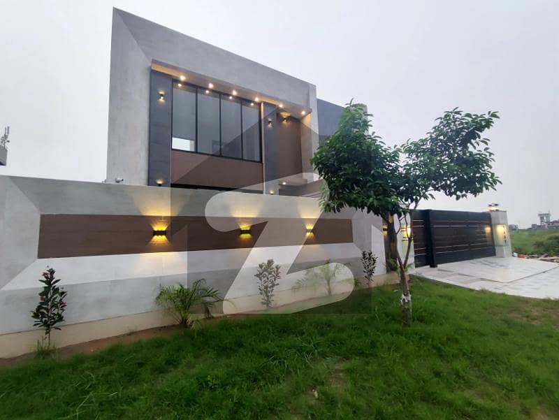1 Kanal Mazhar Munir Design House At Prime Location For Sale In DHA Phase 6 Lahore