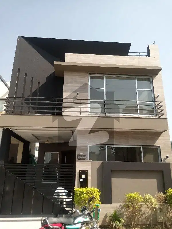 5 Marla full house brand new available for rent in dha phase 6