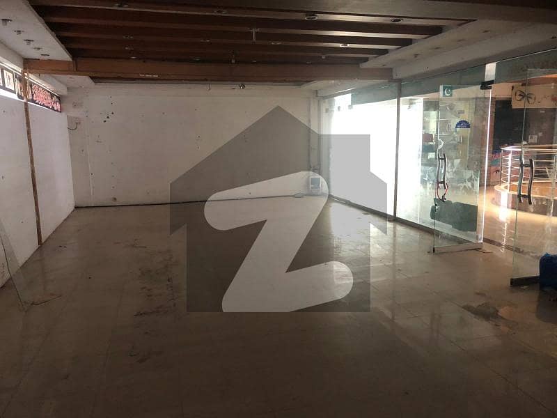 1000 Sq Ft Prime Ground Floor Corner Commercial Space For Rent