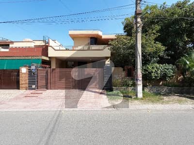 Own A Prime Location House In 1 Kanal Lahore