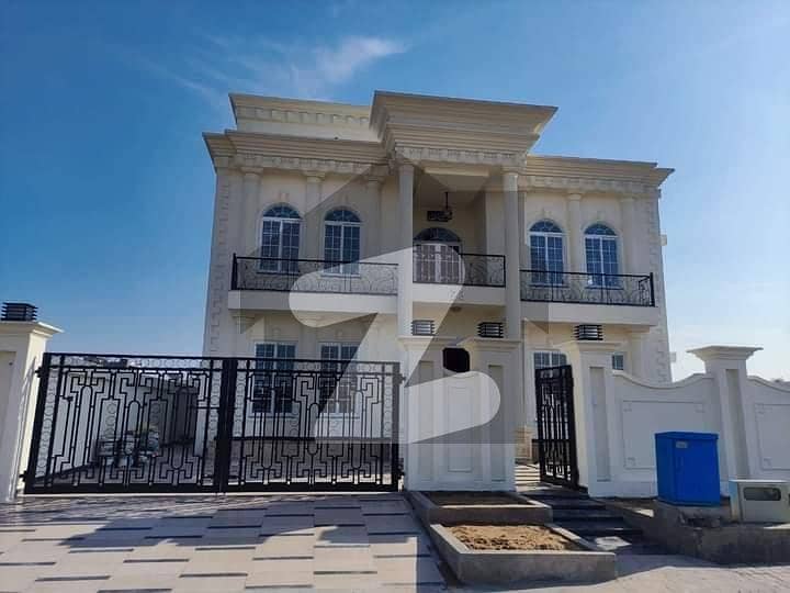 CDECHS. . . E17/3. . 1 Kanal double story house for rent.