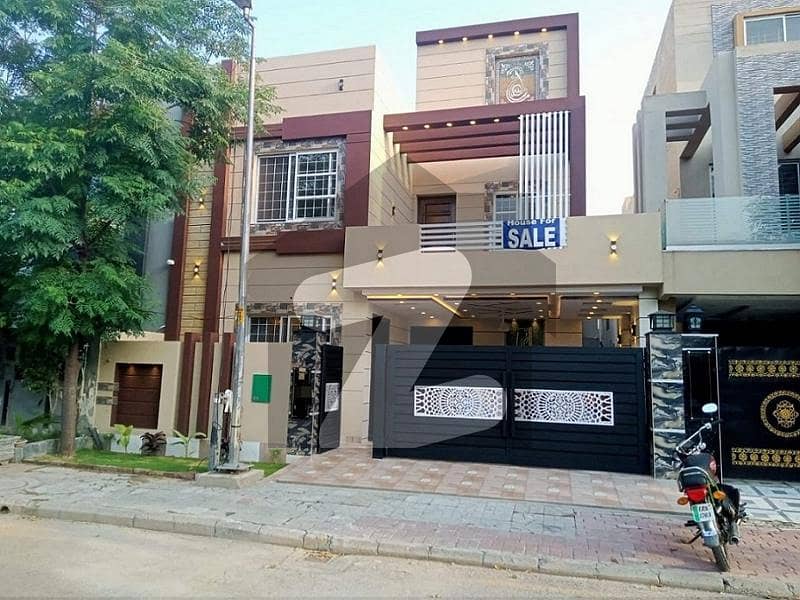 8 Marla Brand New House Super Hot Location Sector B Bahria Town Lahore Demand 350