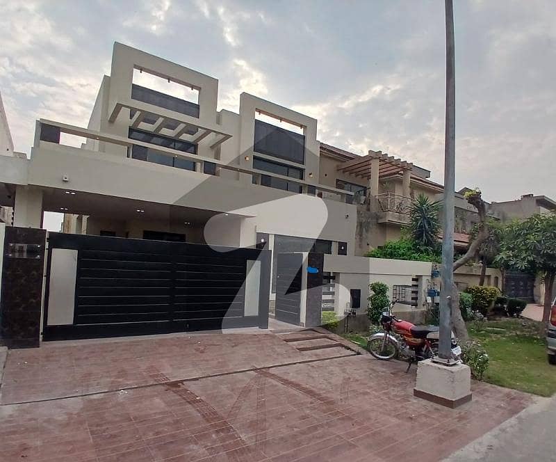 10 Marla Double Unit House For Rent In DHA Phase 6 Block C Lahore