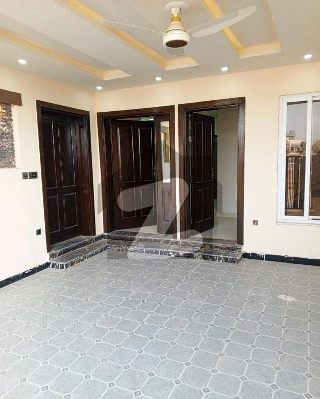 Bahria Enclave 8 Marla Elegant House available For Sale at Reasonable Price