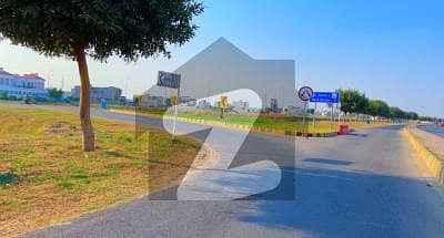 PLOT NO 730+31 P DHA PHASE 7 DIRECT APPROACH FROM MAIN ROAD
