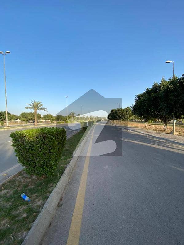 5 Marla Commercial Plot For Sale In EE Block Bahria Town Lahore