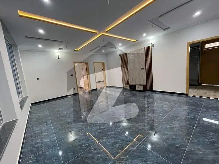 10000 Sq. Ft Floor Is Available For Rent In Gulberg