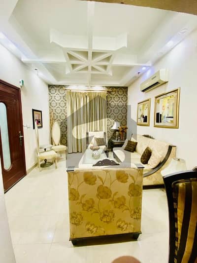 ڈریم گارڈنز ڈیفینس روڈ,لاہور میں 4 کمروں کا 5 مرلہ مکان 2.1 کروڑ میں برائے فروخت۔