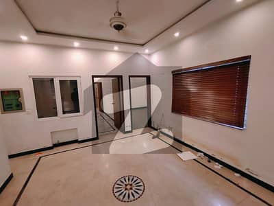 Kanal Modern Single Storey House Available For Rent