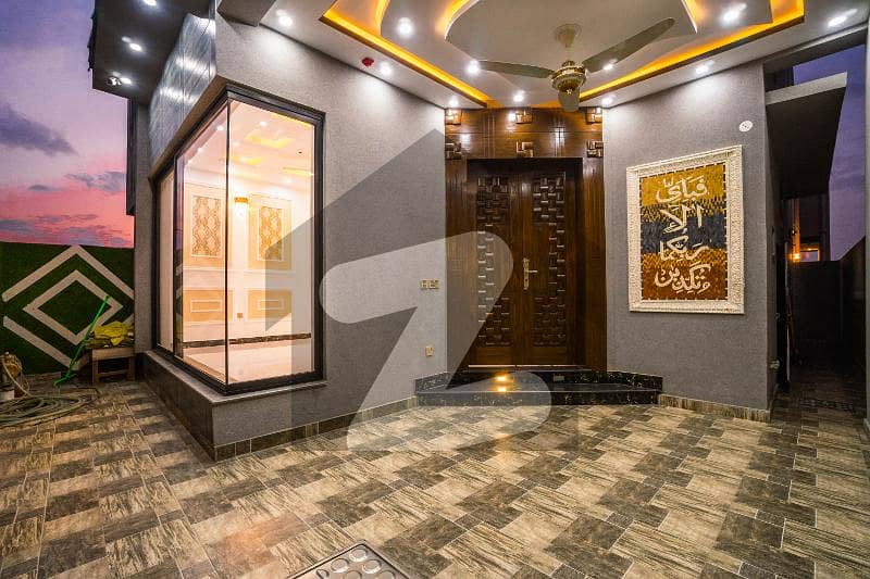 5 MARLA BRAND NEW HOUSE FOR RENT NEAR TO PARK DHA 9 TOWN