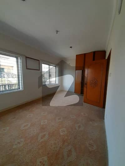 1 Kanal Lower Portion Available For Rent in N Block Model Town Ext Lahore