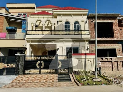 Facing Park Masjid 5 Marla Spanish House For Sale