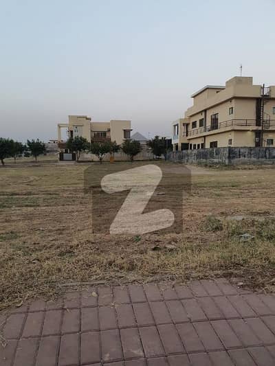 5 Marla Residential Plot For Sale In Bahria Town Phase 8 Sector E-4