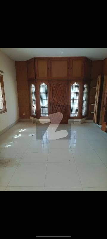 1 Kanal Beautiful House Is Available For Office Rent