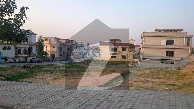 Hot Investment Kanal Plot In DHA Phase 9 Prism Is Low Price For Sale