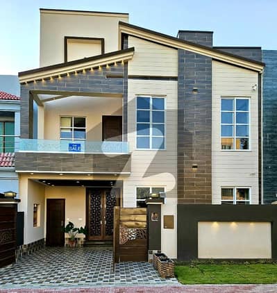 Designer House Built In A+ Construction At Prime Location Of Proper(LDA Approved) Eastern District.