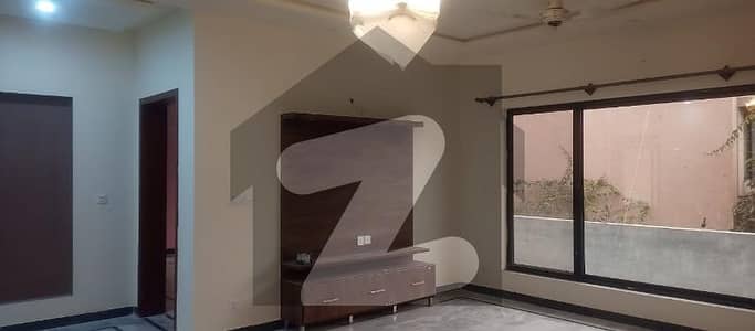 G-14/4 25x50 Upper Portion For Rent Proper 2 Bed 2 Bath Tv Lounge Drying Room Kitchen Servant Quarter